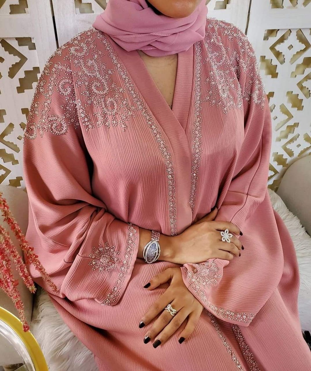 Pink Zoom Fabric Abaya