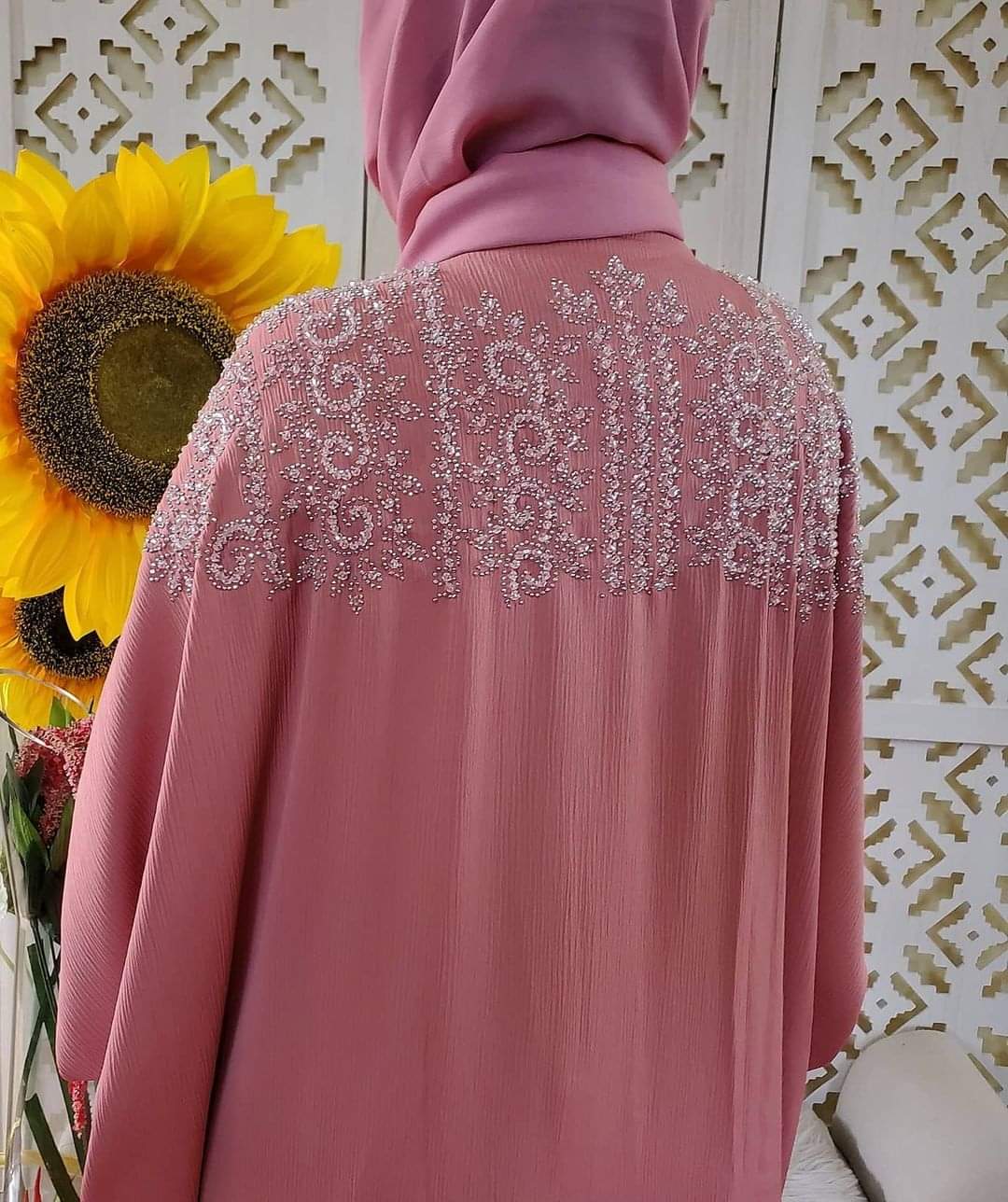 Pink Zoom Fabric Abaya